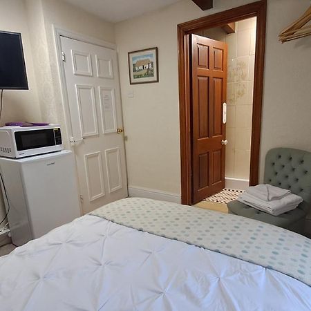 Coynant Farm Guesthouse - Farm Park Stay Swansea Kültér fotó