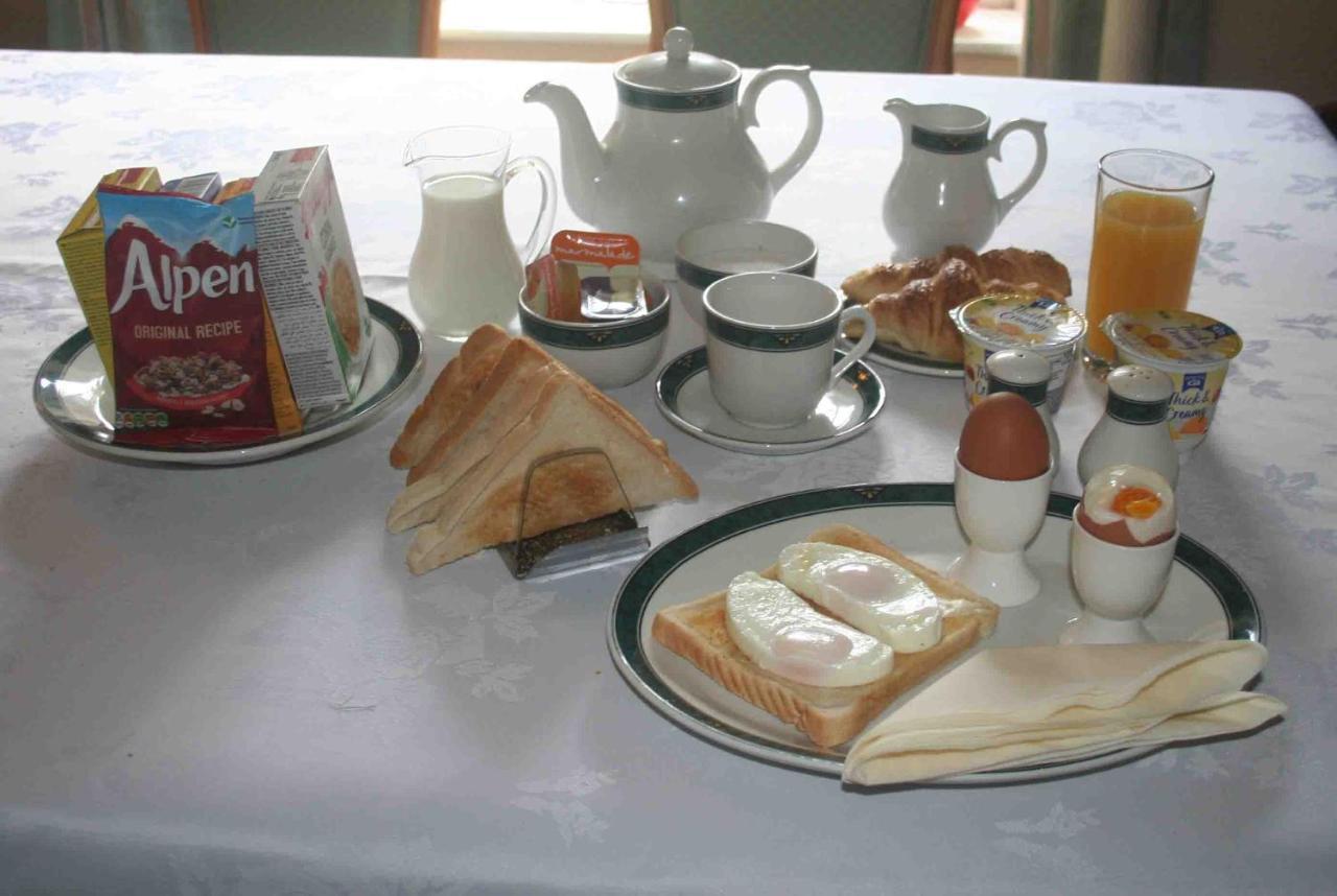 Coynant Farm Guesthouse - Farm Park Stay Swansea Kültér fotó