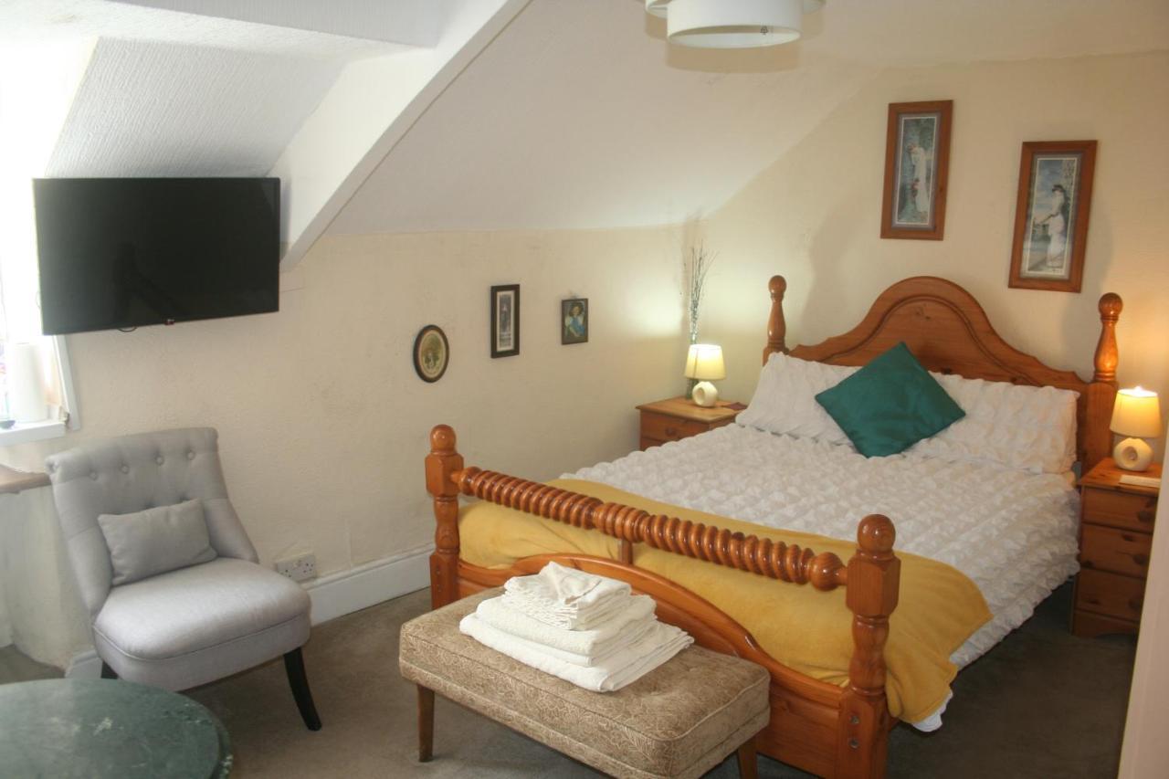 Coynant Farm Guesthouse - Farm Park Stay Swansea Kültér fotó