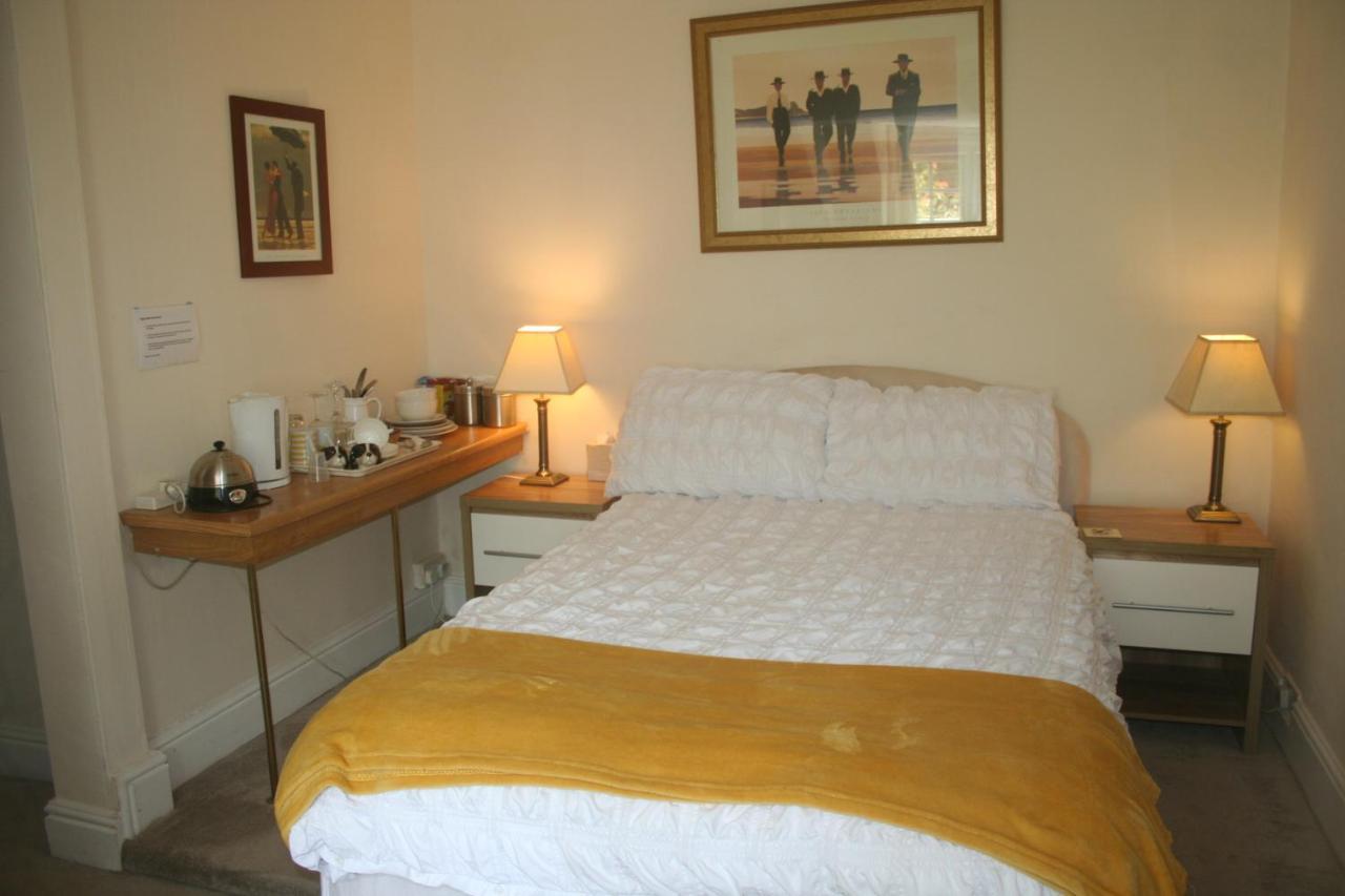 Coynant Farm Guesthouse - Farm Park Stay Swansea Kültér fotó