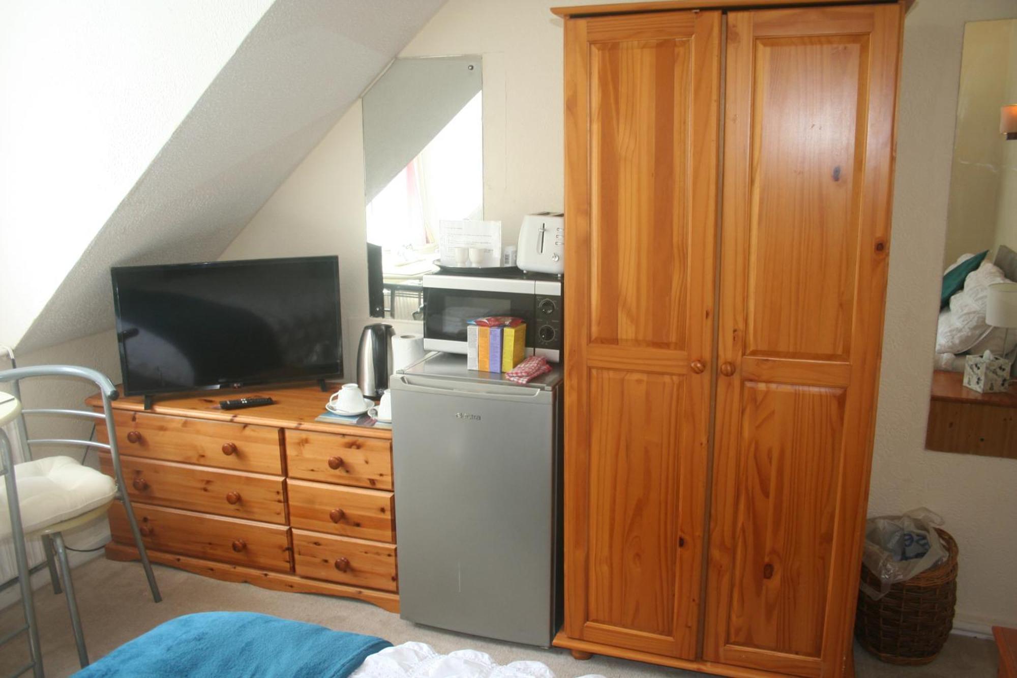 Coynant Farm Guesthouse - Farm Park Stay Swansea Szoba fotó