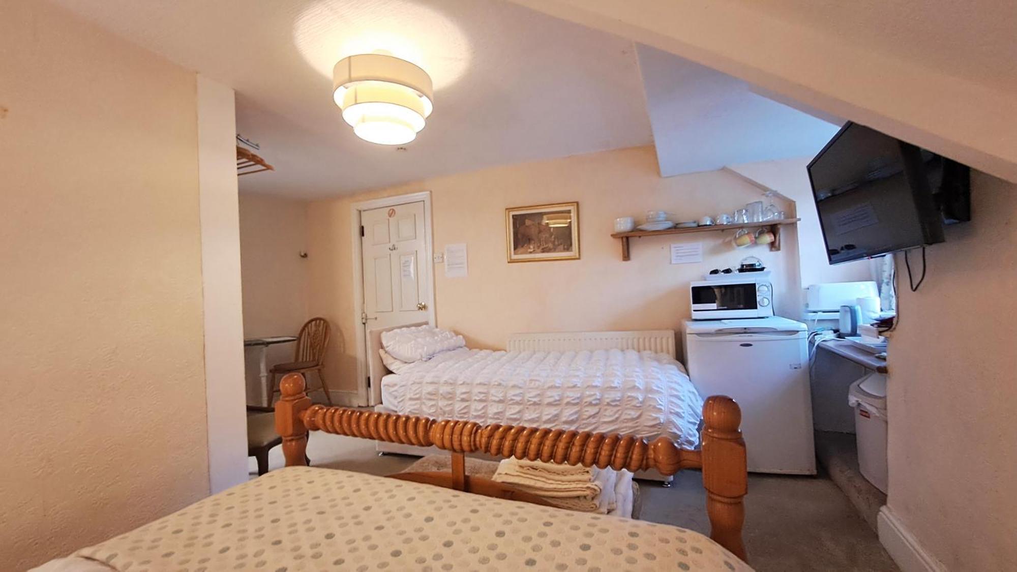 Coynant Farm Guesthouse - Farm Park Stay Swansea Kültér fotó