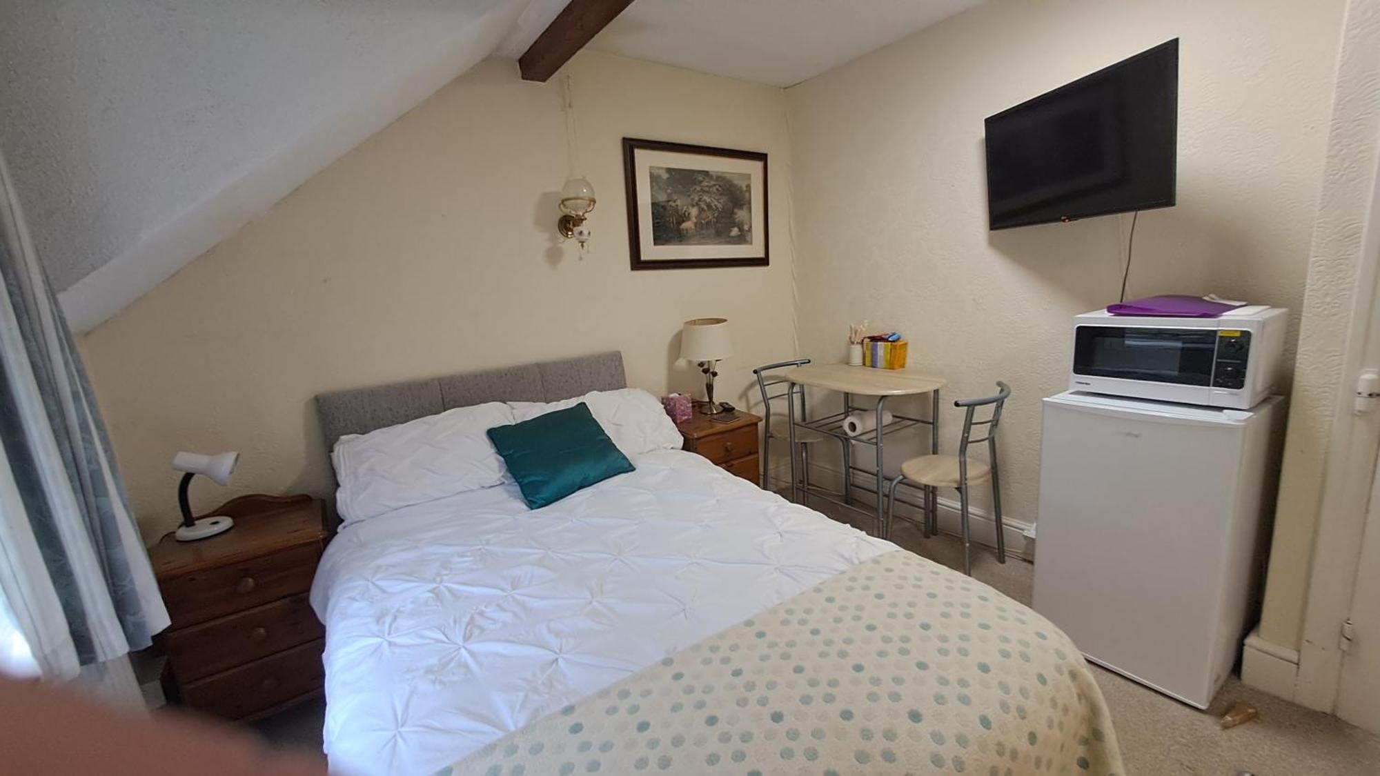 Coynant Farm Guesthouse - Farm Park Stay Swansea Kültér fotó